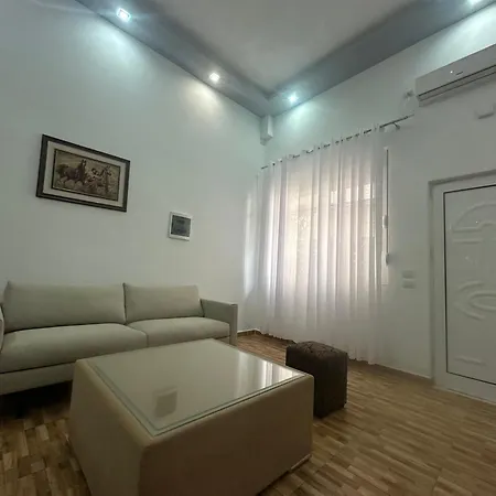 アパート One Bedroom Fully Equipped Sarandë